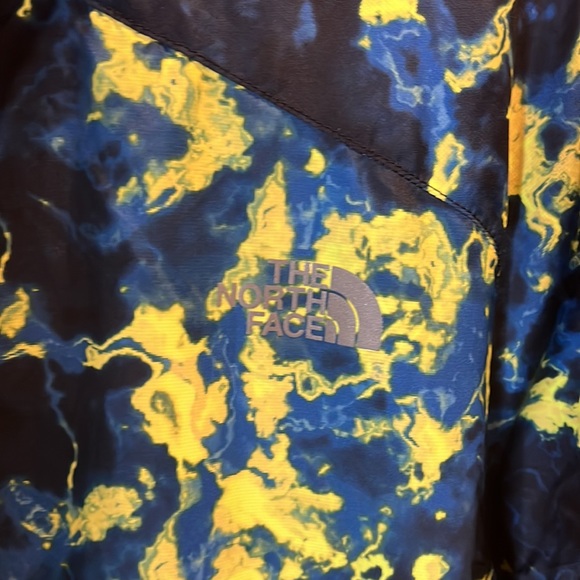 North Face lightweight jacket - Picture 2 of 4